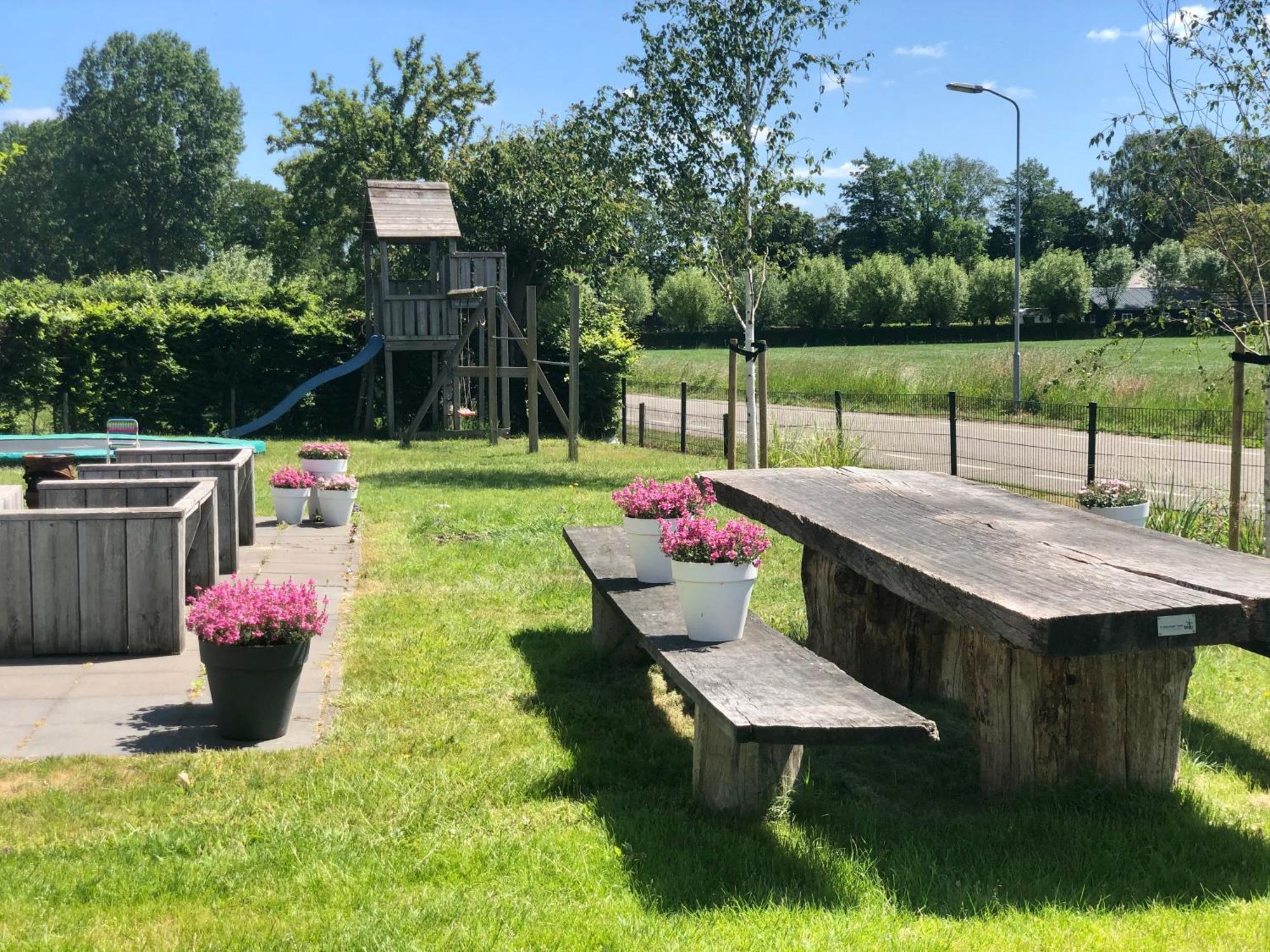 De Slaapfabriek Vakantiehuis En Trainingslocatie Teuge Exterior foto